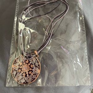 Chun fashion necklace